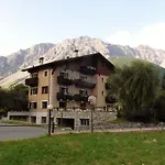 阿尔比高尔夫酒店