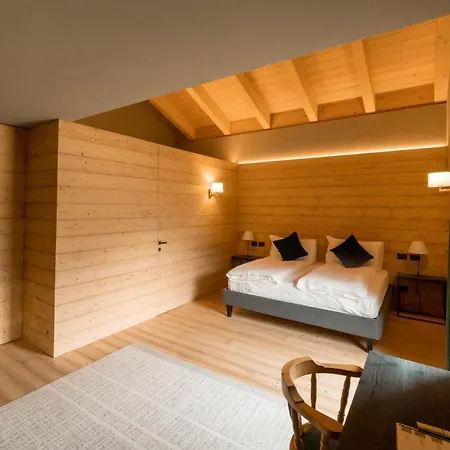 Szálloda Alpi & Golf