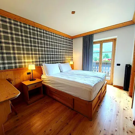 Alpi & Golf Szálloda 3*