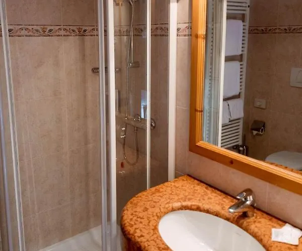 Alpi & Golf Hotel 3*