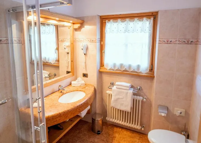 Alpi & Golf بورمْيو